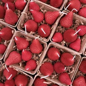 strawberry delight candle